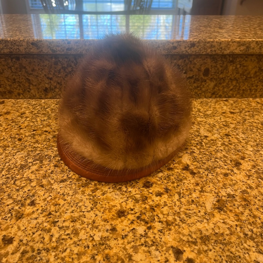 Vintage mid century brown girls fur hat children’s